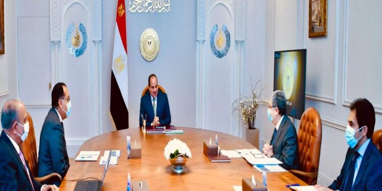 Egypt's President orders promoting sector of national heavy industries