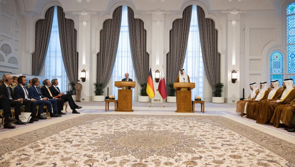Amir of Qatar, German Chancellor hold joint press conference