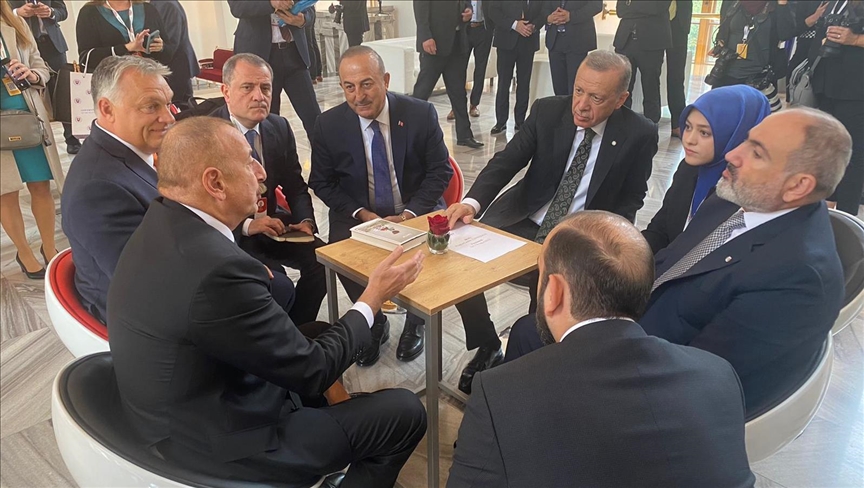 Azerbaijani, Turkish and Armenian leaders meet in Prague