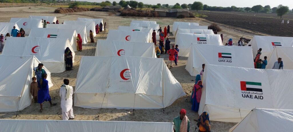 UAE Red Crescent distributes food stuff, installs tents for flood victims