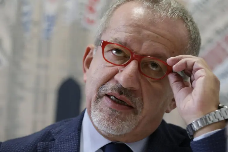 Italian politician Roberto Maroni dies at 67