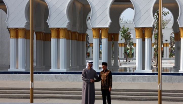 President Jokowi, UAE President officiate Sheikh Zayed Grand Mosque in Banjarsari