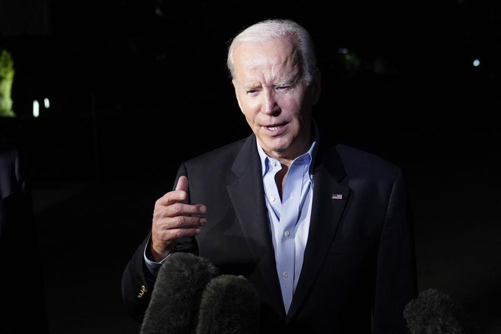 Biden off to climate talks, 1st leg of round-the-world trip