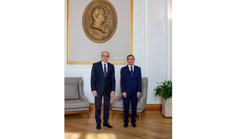 Azerbaijan, Turkmenistan discuss cooperation in energy sector development