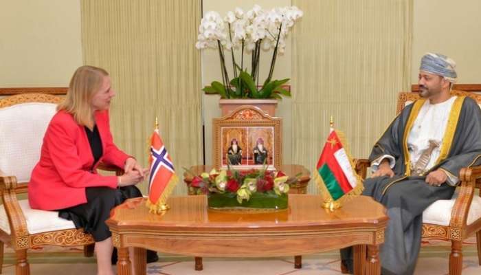 Oman's FM receives Norwegian counterpart