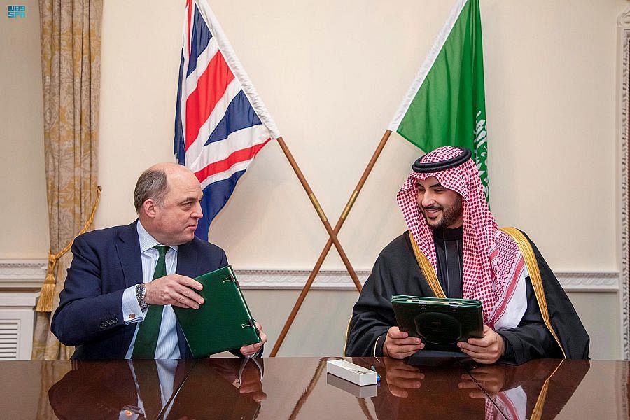 Saudi Defense Minister, British Secretary of State sign defense cooperation plan