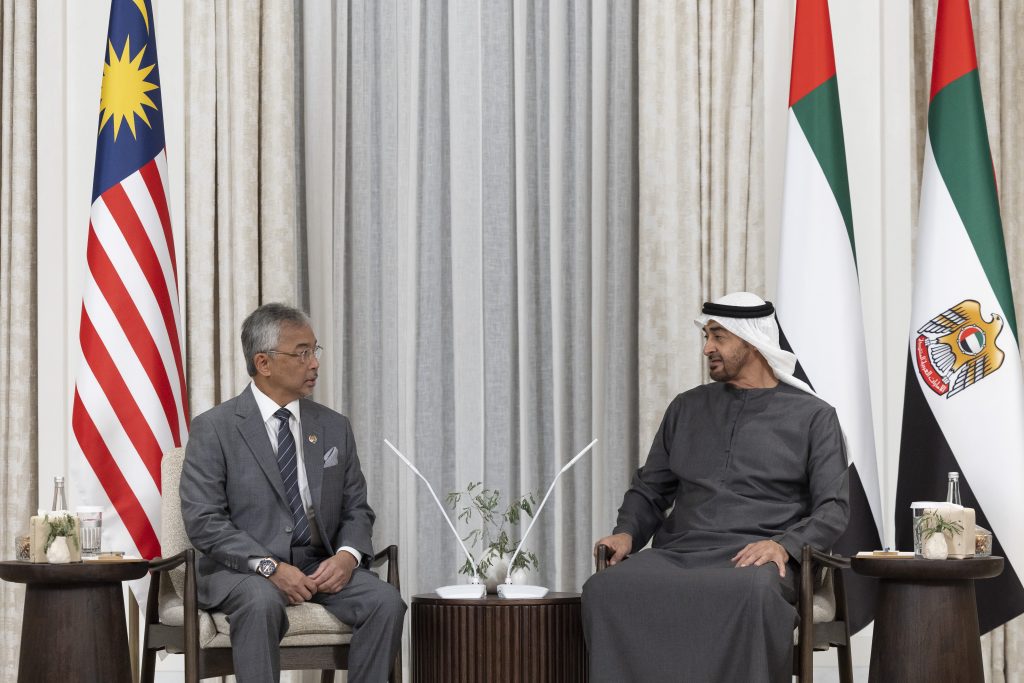 President of UAE receives King of Malaysia