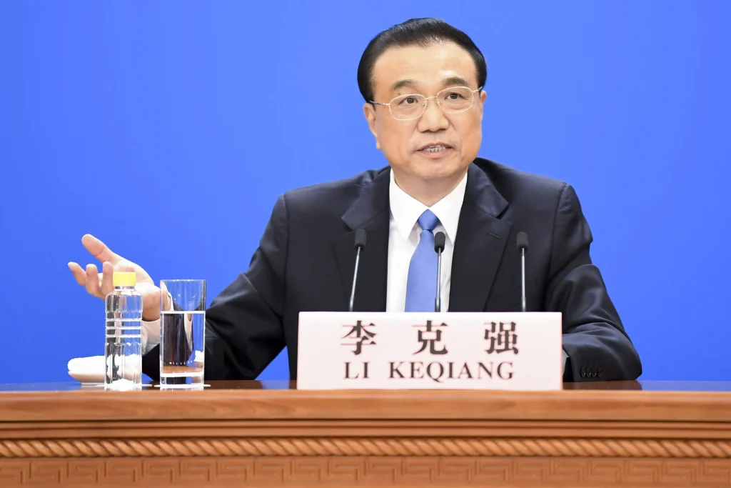 Chinese Premier calls on China, ROK to jointly maintain industrial, supply chains