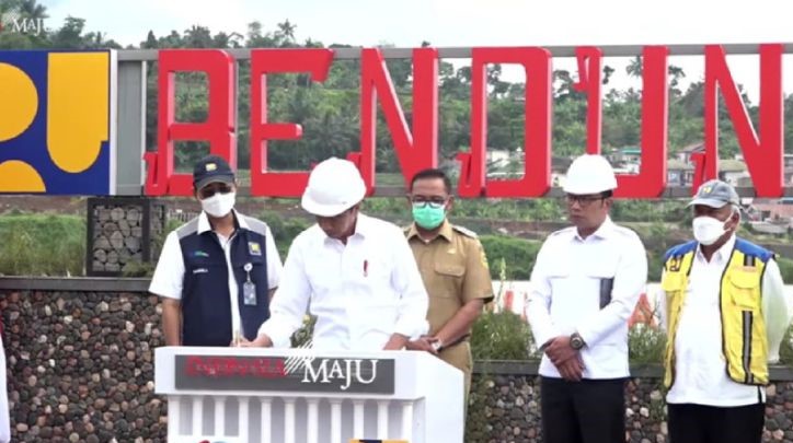 President Jokowi inaugurates Ciawi, Sukamahi dams in West Java