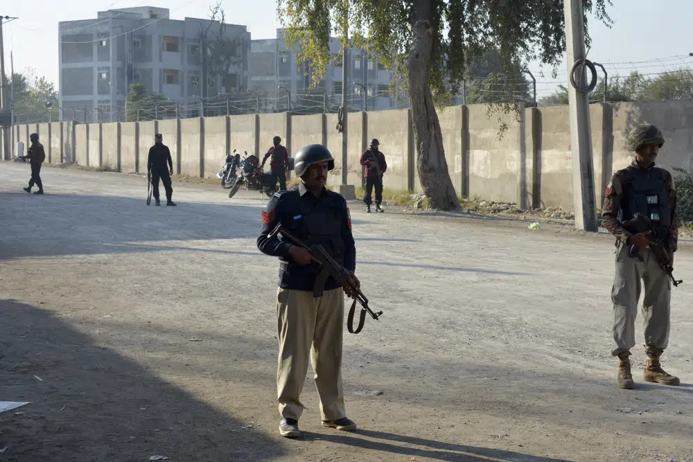 Pakistan raid kills all Taliban hostage-takers, says Officials