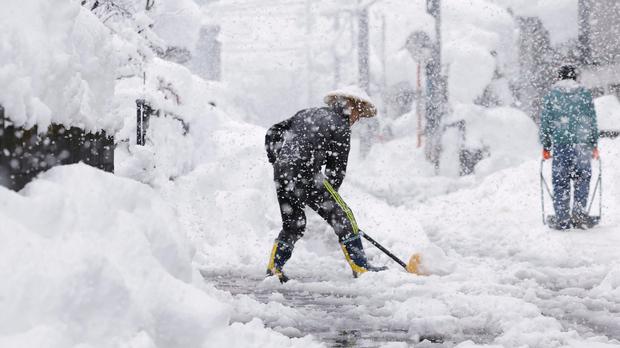 Heavy snow in Japan, kills 13, many injuries