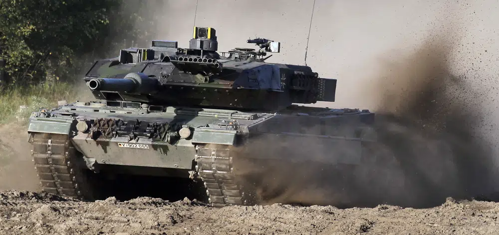 Poland pushes Germany for more tanks