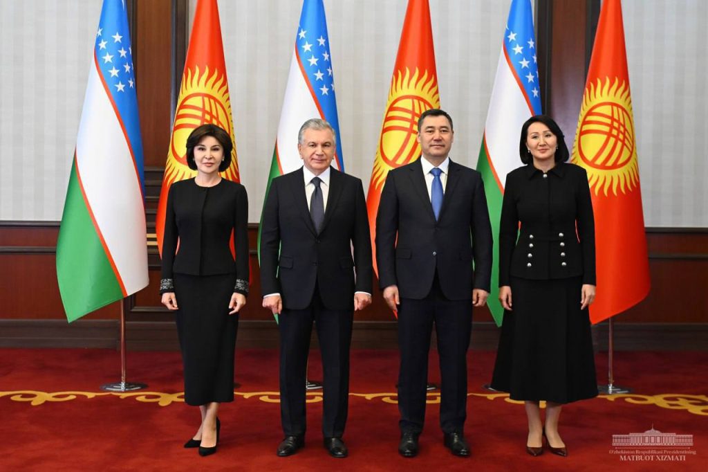 President of Uzbekistan arrives in Kyrgyzstan