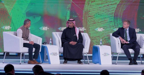 Saudi Arabia and Britain stress need of transition to clean energy