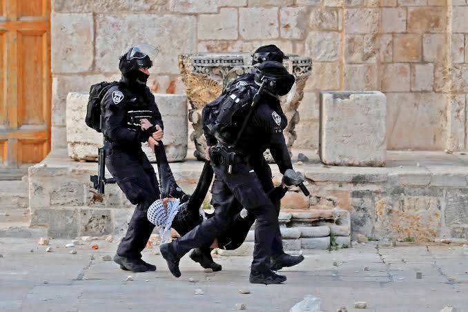 Israel arrests dozens in Jerusalem