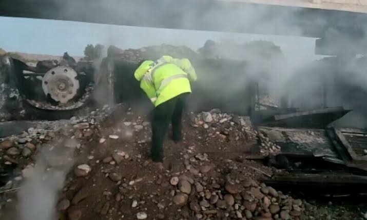 Bus accident in Pakistan kills 39