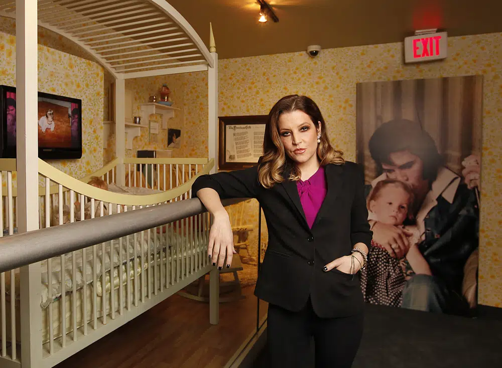 Lisa Marie Presley a singer, daughter of Elvis, dies at 54