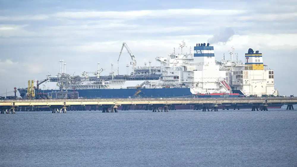 First regular shipment of LNG arrives in Germany from US