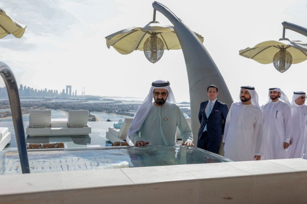 Ruler of Dubai visits Atlantis The Royal