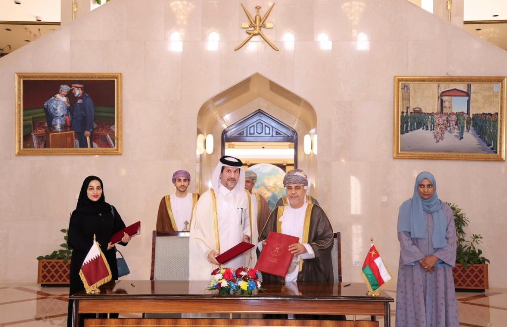 Qatar, Oman ink tourism cooperation