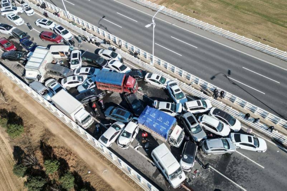 17 dead in major road accident in east China