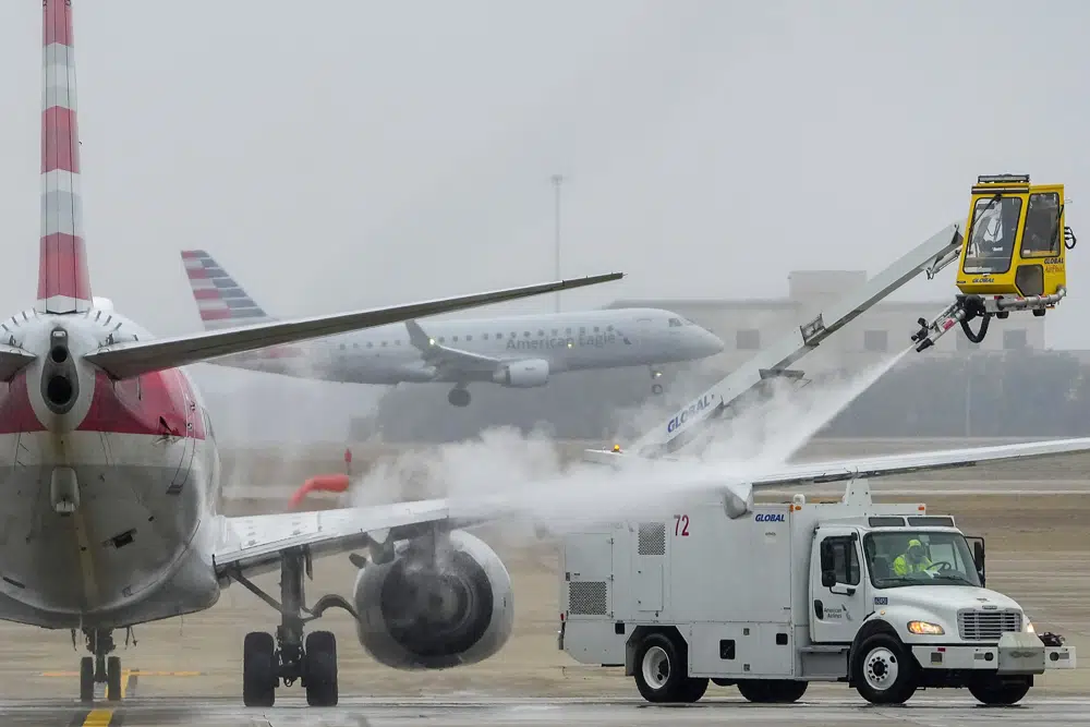 Winter weather cancels nationwide flights in Texas