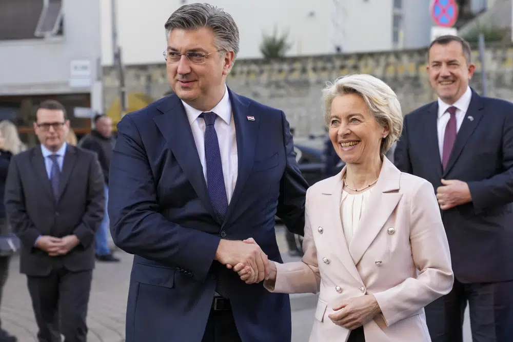 EU chief visits Croatia to celebrate 'immense achievements'