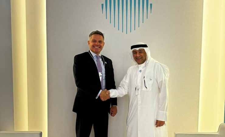 GCC Secretary General meets with British Trade Commissioner