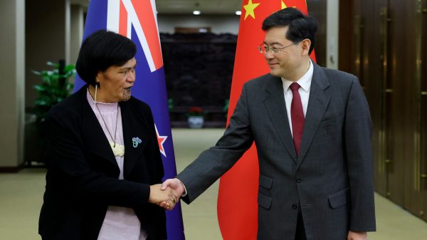 Chinese foreign minister meets New Zealand counterpart