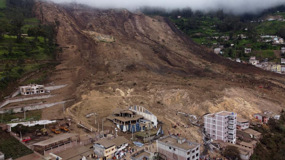 Several dead in southern Ecuador landslide