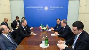 Azerbaijani, Kuwait FMs hold meeting, discuss bilateral cooperation