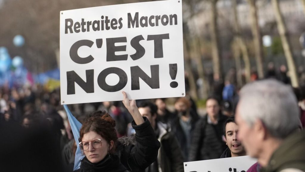 French Unions say 'non' to raise retirement age