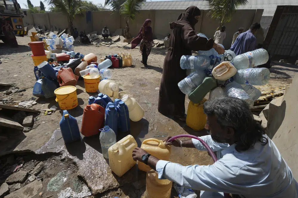 26% of world lacks clean drinking water, 46% sanitation: UN report