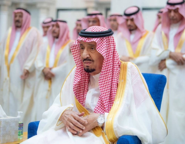 King Salman performs Eid Al Fitr prayer in Jeddah