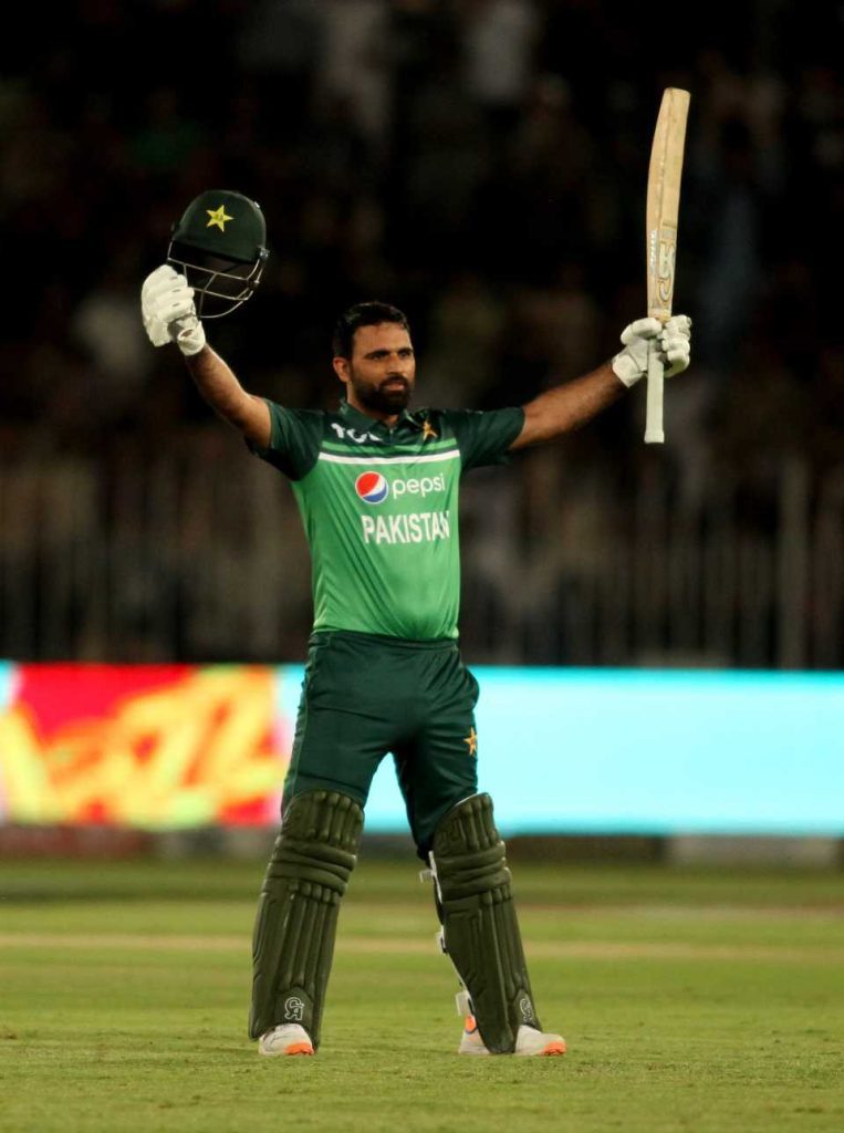 Pakistan wins by 5 wickets against Black Caps