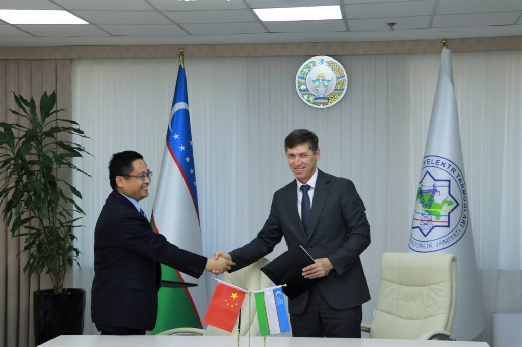 Uzbekistan, China sign MoU to construct solar power plants