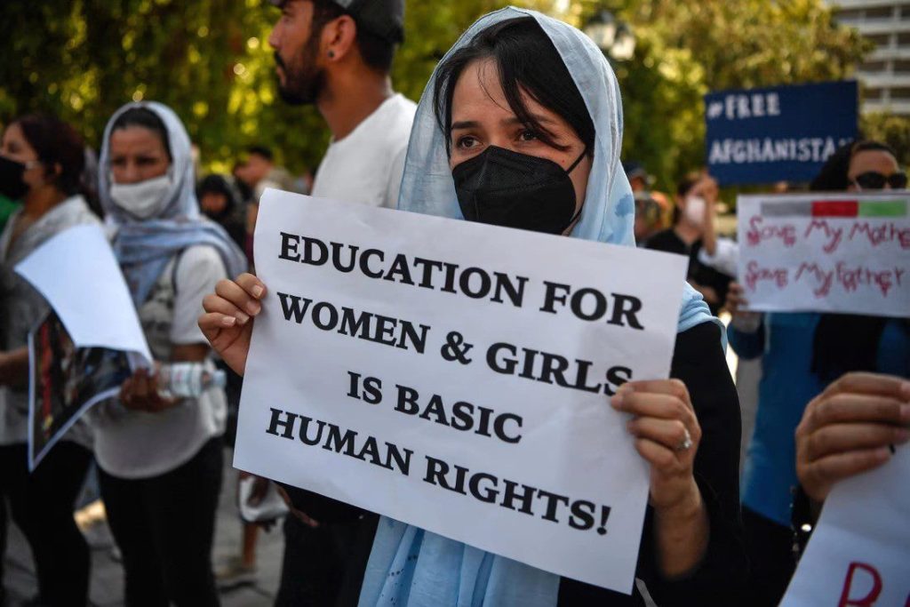Afghan religious scholars criticize girls’ education ban