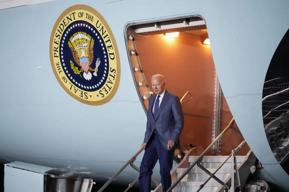 Biden to help mark decades of relative peace in Northern Ireland