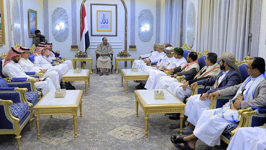 Signs of a 'breakthrough' in Yemeni crisis on the horizon as Saudi delegation lands in Sanaa