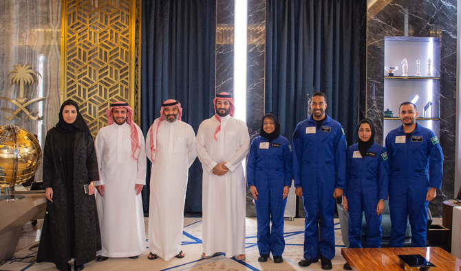 Saudi Crown Prince receives Saudi astronauts ahead of space mission