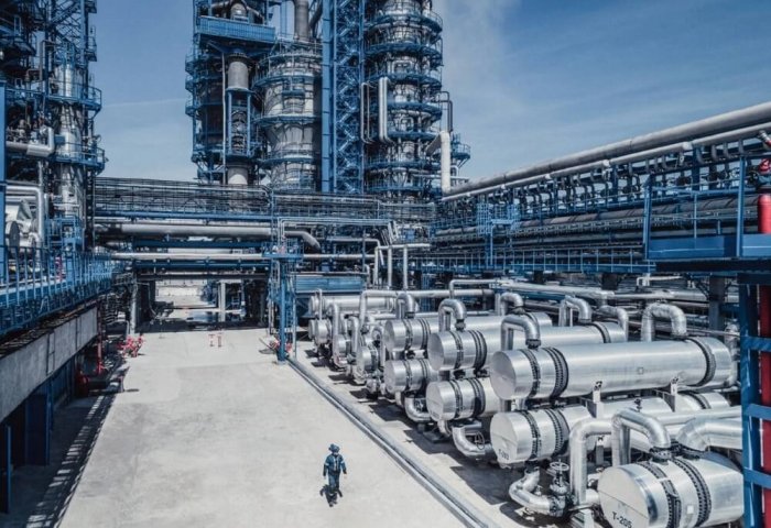 Turkmenistan to build two gas-processing complexes to produce chemical products