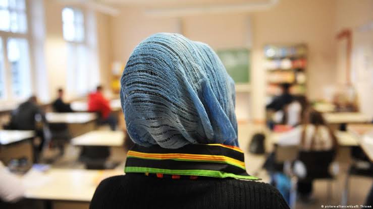 muslim headscarf