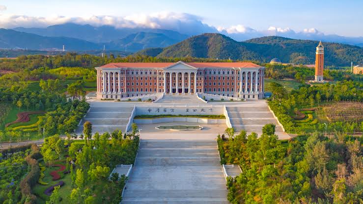 Xi hails Yunnan University progress