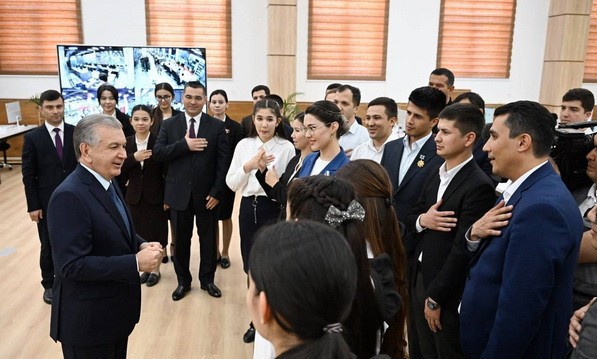 President of Uzbekistan visits IT Park in Urgench