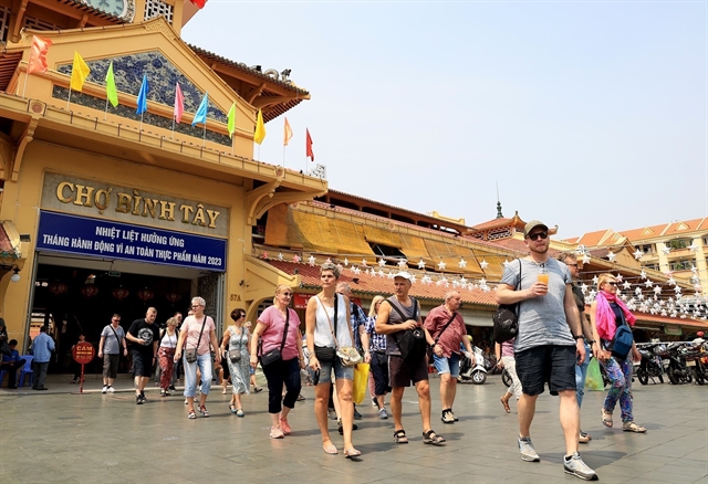 Vietnam greets 3.7 million foreign tourists in four months