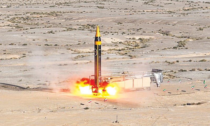 Iran unveils 2,000km Khorramshahr ballistic missile