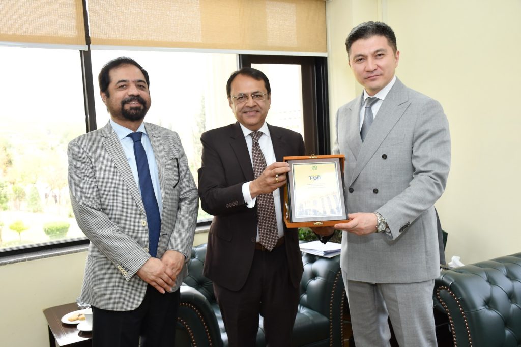 Ambassador of Kazakhstan Calls on Chairman FBR