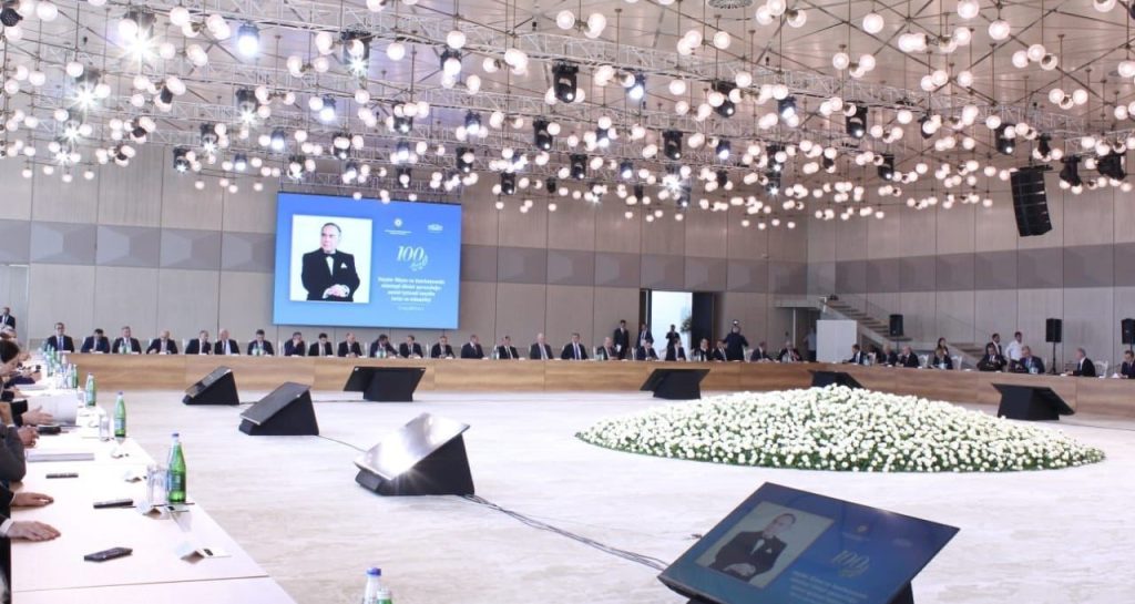 Baku hosts conference dedicated to 100th anniversary of Heydar Aliyev