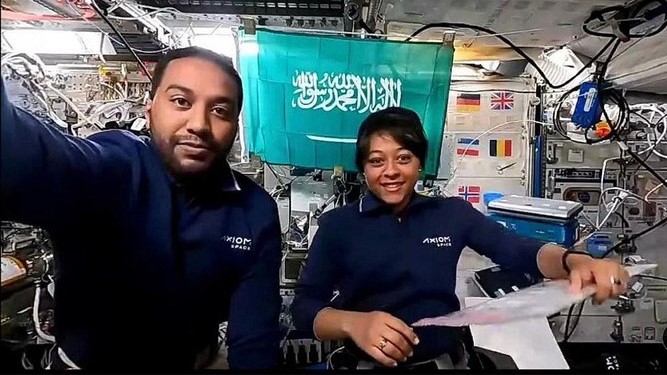 Saudi astronauts conduct space kite experiment with students from ISS