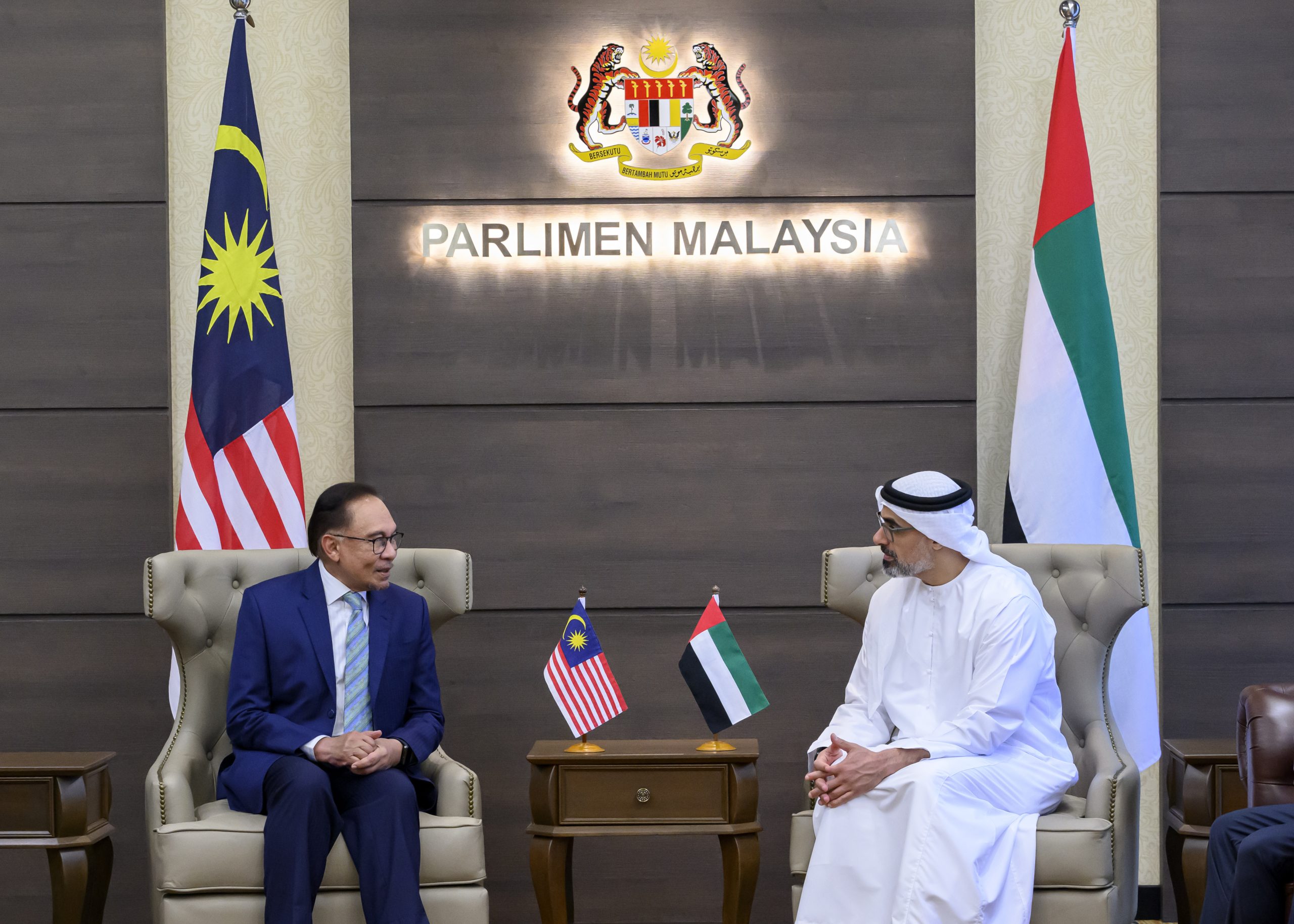 Crown Prince Of Abu Dhabi Meets Malaysian PM In Kuala Lumpur - The Gulf ...